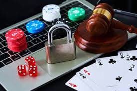Beberapa pengguna wajahtoto berbagi kisah pengalaman bermain sports dan casino melalui perangkat mobile di berbagai lokasi Indonesia